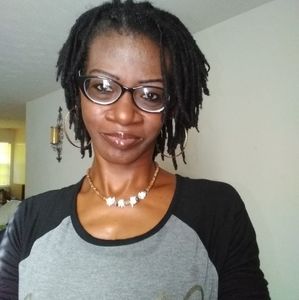 Meet your Posher, Yvette